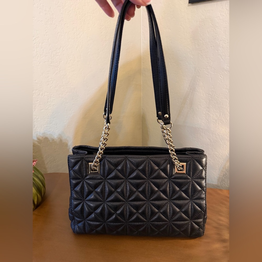 Kate Spade Vintage Black Quilted Shoulder Bag with Gold Chain - Picture 2 of 14
